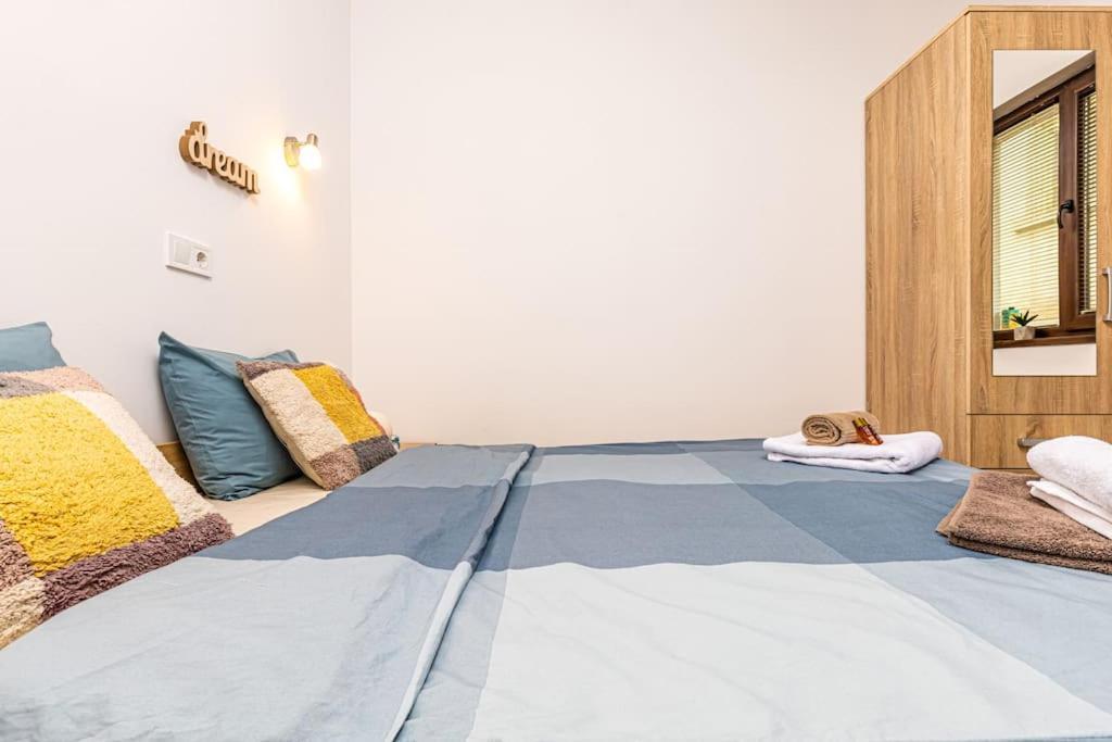 'Little Little' House In The Town Center & Parking Apartment Plovdiv Ngoại thất bức ảnh