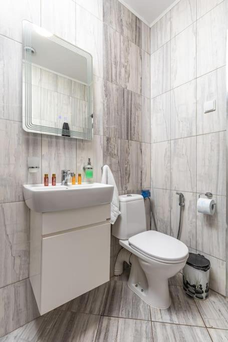 'Little Little' House In The Town Center & Parking Apartment Plovdiv Ngoại thất bức ảnh