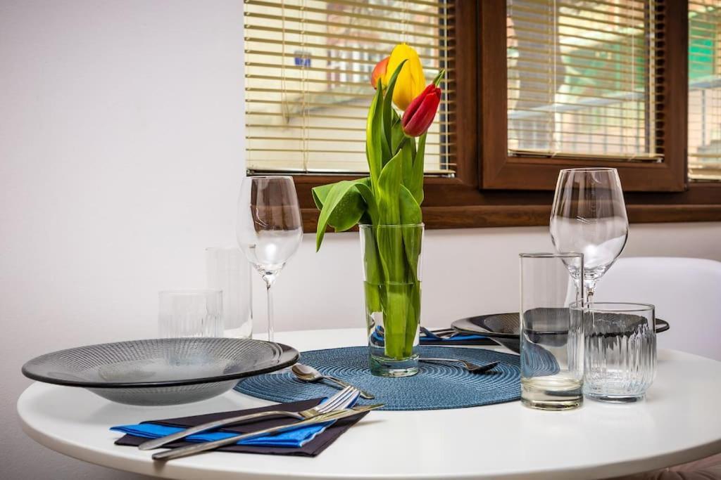 'Little Little' House In The Town Center & Parking Apartment Plovdiv Ngoại thất bức ảnh